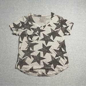 Grayson Threads Shirt Womens Small Gray Black Star Print Short Sleeve Tee